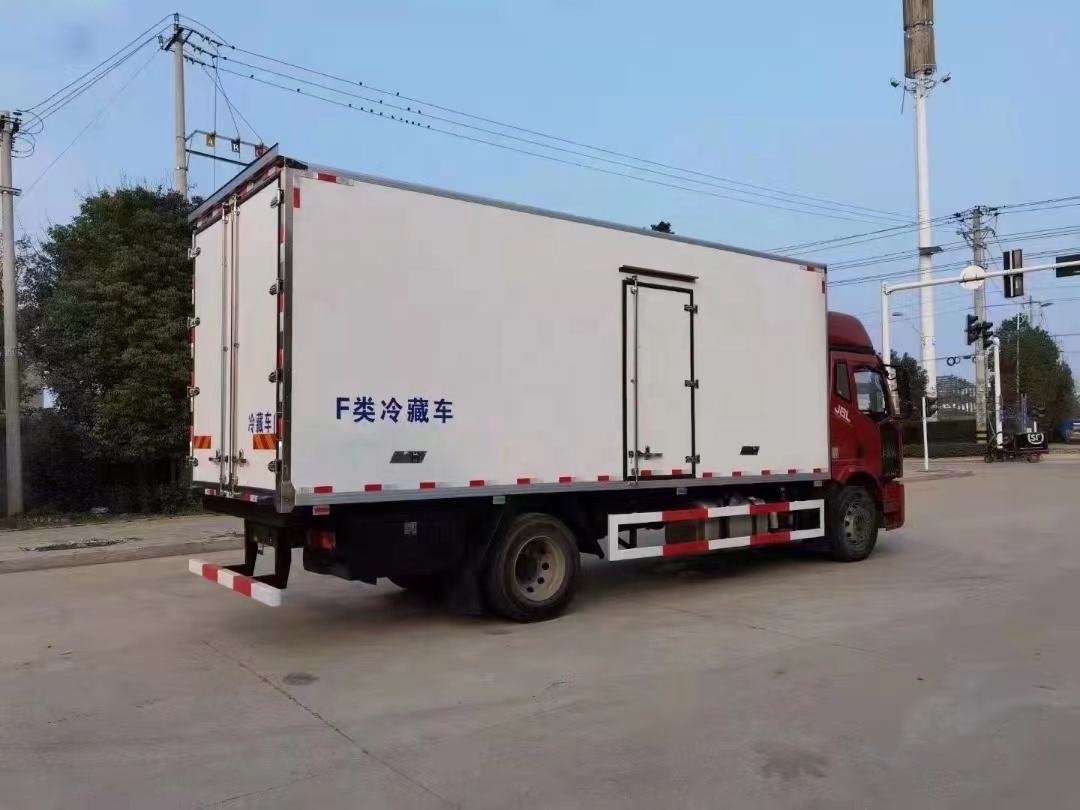 10 Ton Diesel Box Engine Refrigerator Truck para sa Transport