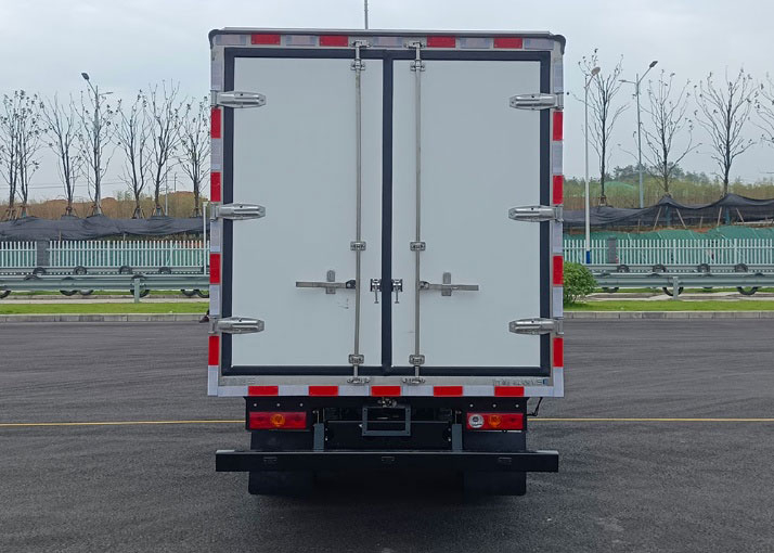 GEELY PHEV Refrigerator Truck para sa Transport