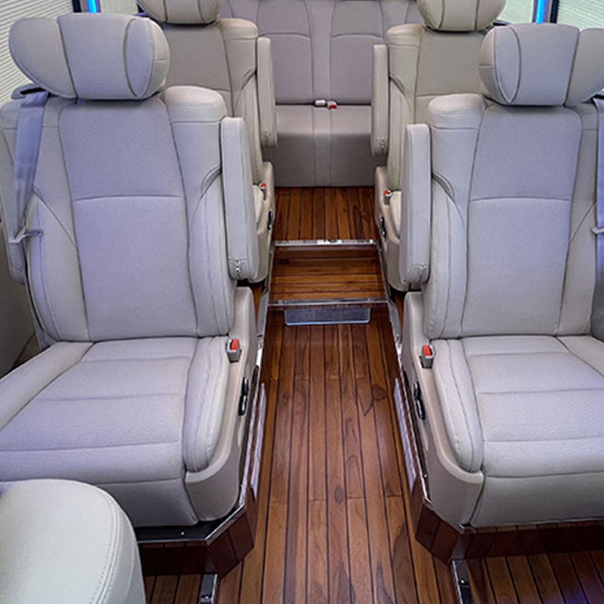 14 Seats Coaster Luxurious Interior Deluxe Edition