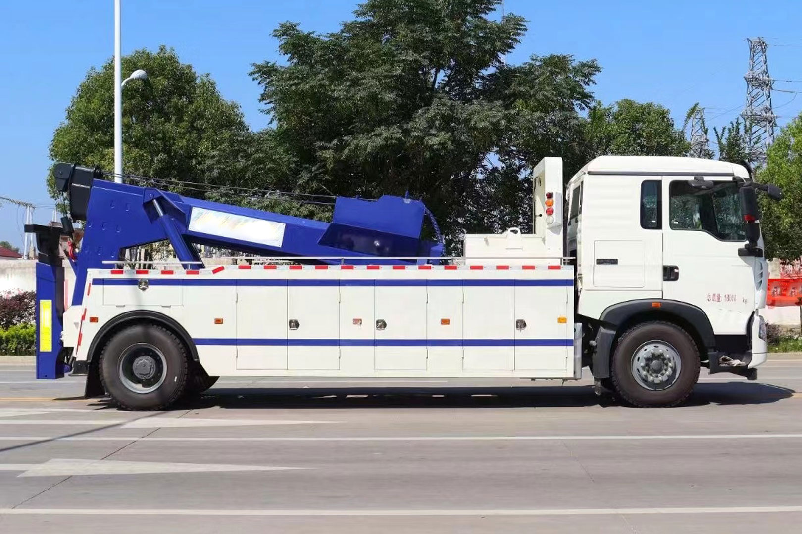 HOWO 25 Ton Heavy Duty Wrecker Tow Truck