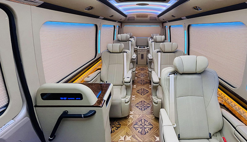 9 Seats Luxury Black Edition Coaster Bus