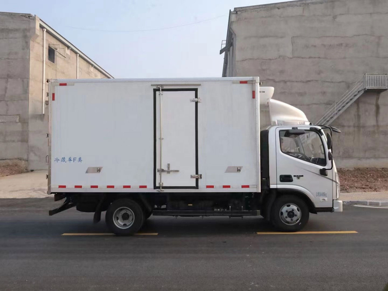 EURO 3 Dongfeng Refrigeration Trucks para sa Transport