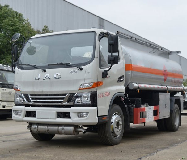 Hot Sale Diesel Gasoline Oil Tank Truck para sa Transport